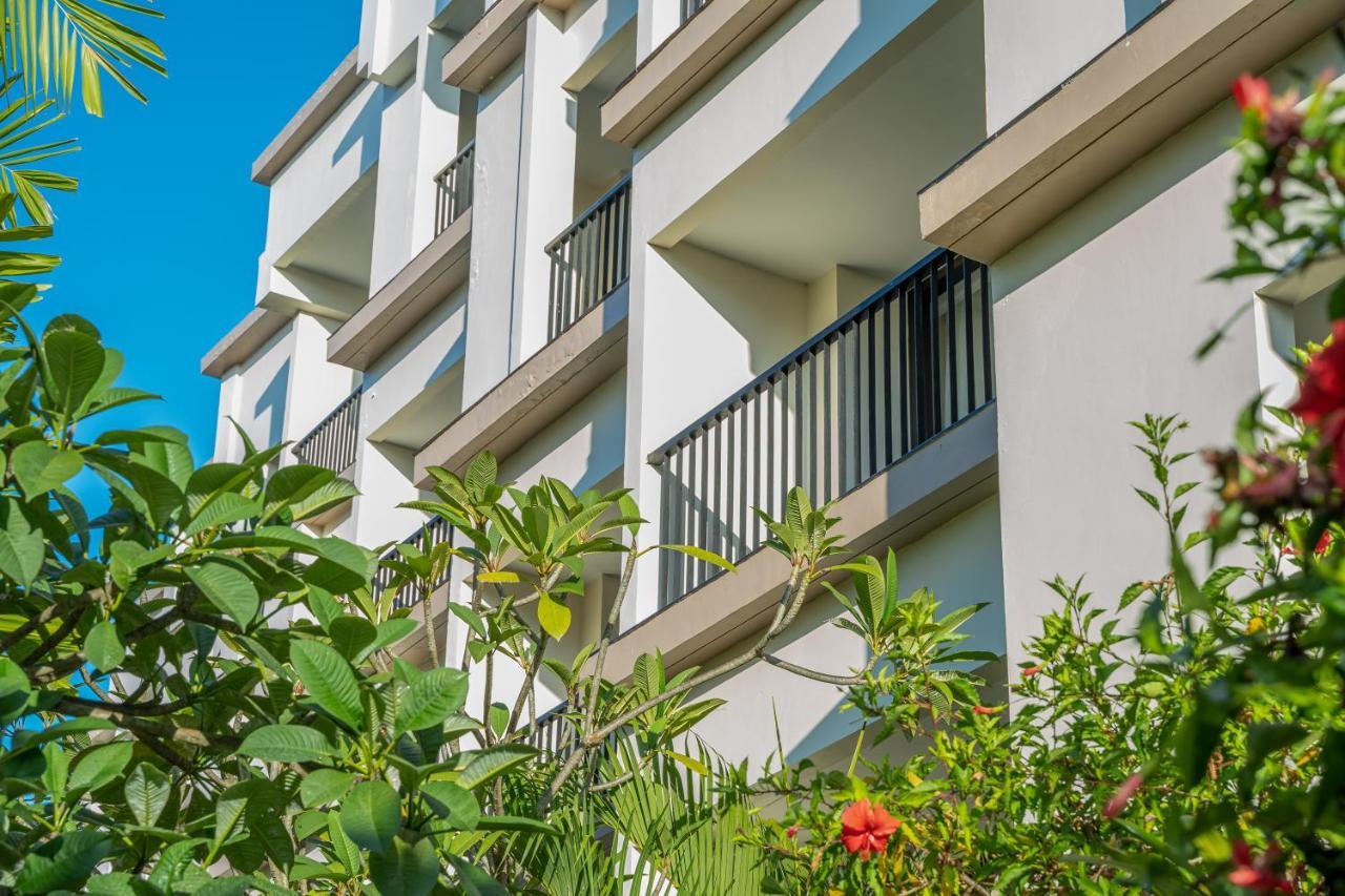 Park Regis Kuta Kuta Lombok Exterior foto
