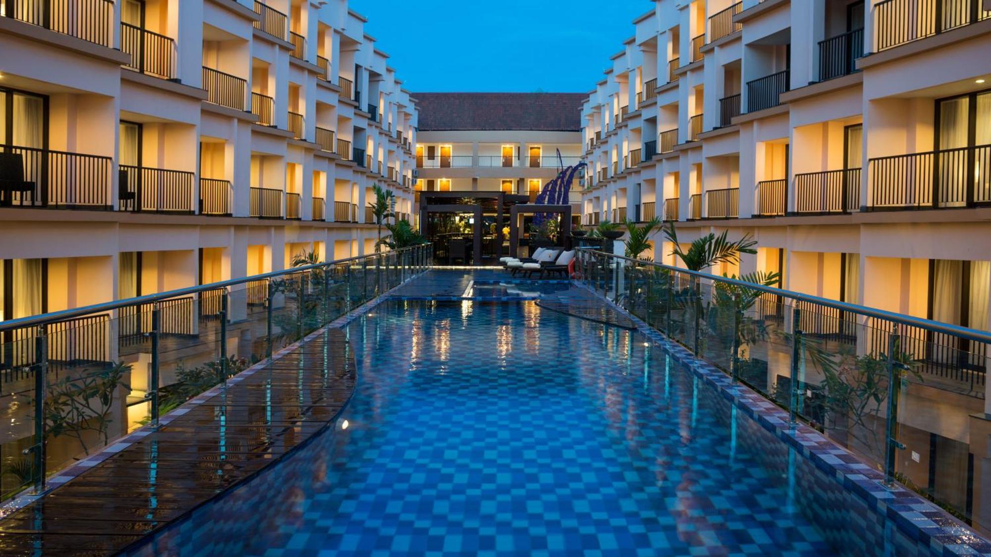 Park Regis Kuta Kuta Lombok Exterior foto